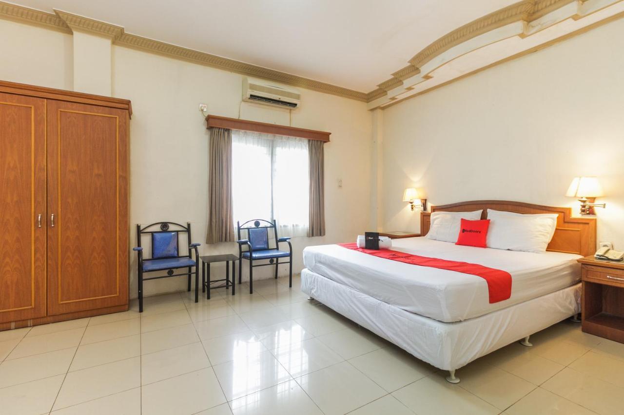 Reddoorz Plus Near Taman Siring Benuaanyar Eksteriør billede