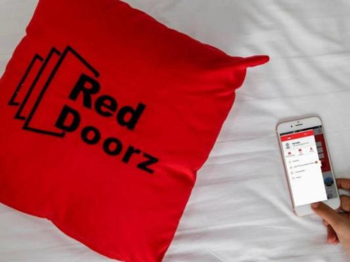 Reddoorz Plus Near Taman Siring Benuaanyar Eksteriør billede
